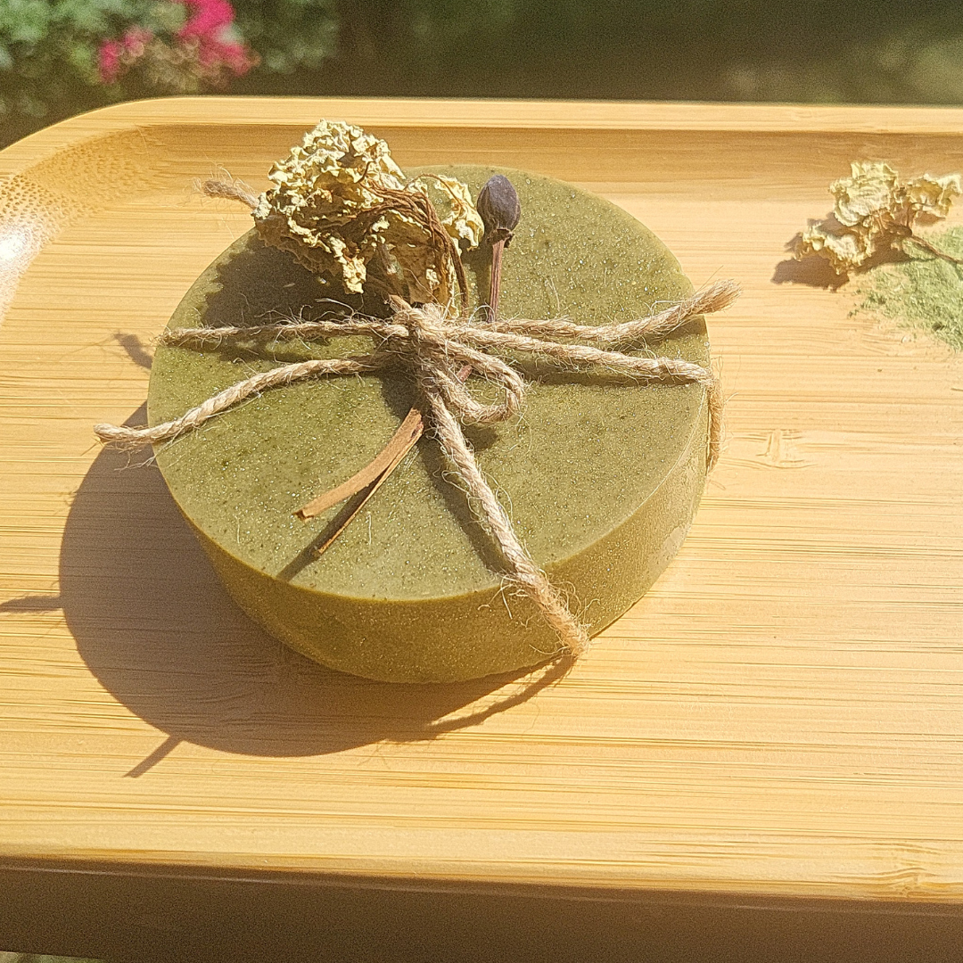 Herbal Goat Milk Shampoo Bar – Moringa, Neem & Botanicals (4oz)