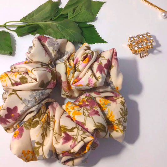 SMALL Scrunchie | Linger Of Summer